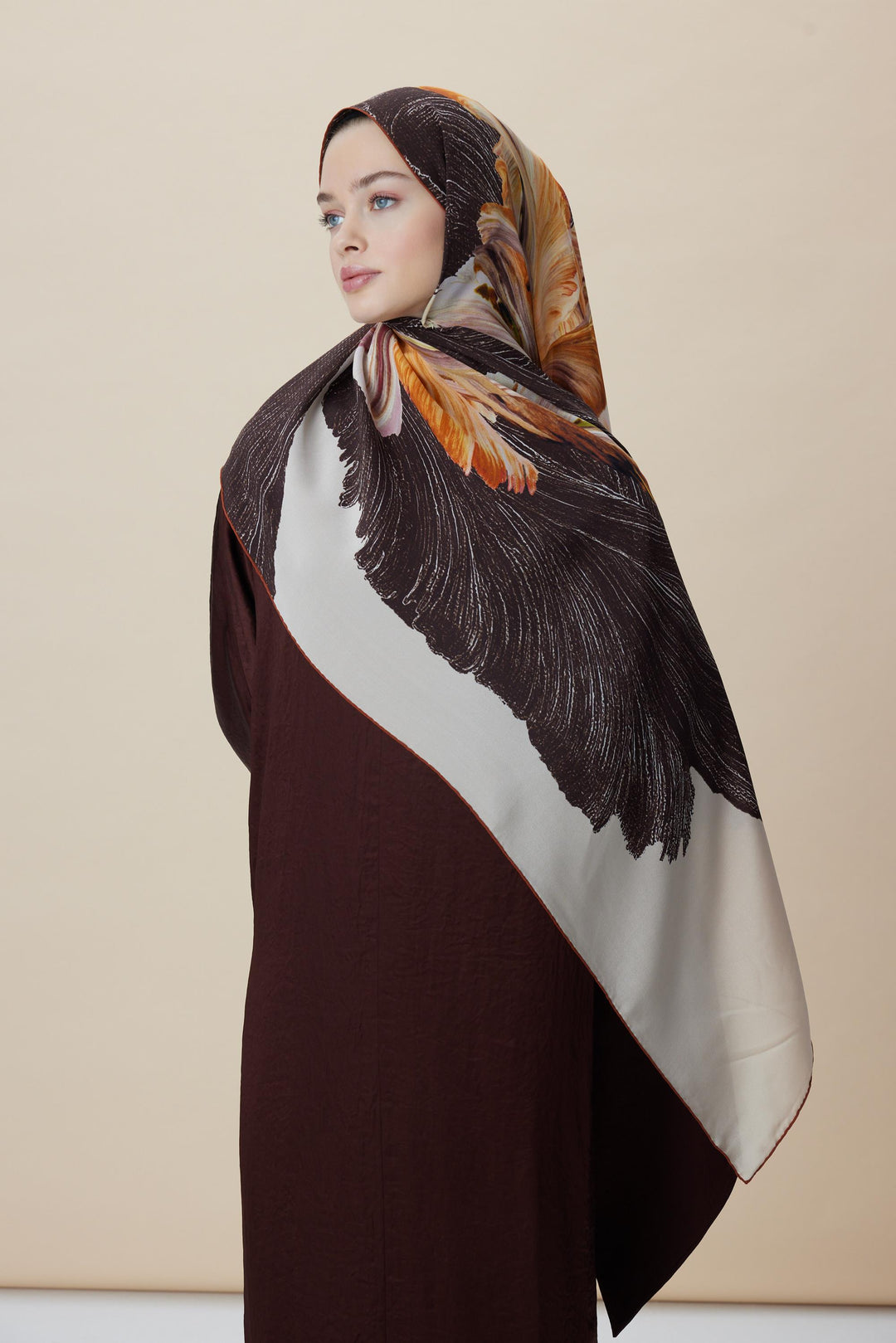 Maisa YAKAMOZ KREP İPEK ŞAL 70*190 CM - KAHVERENGİ
