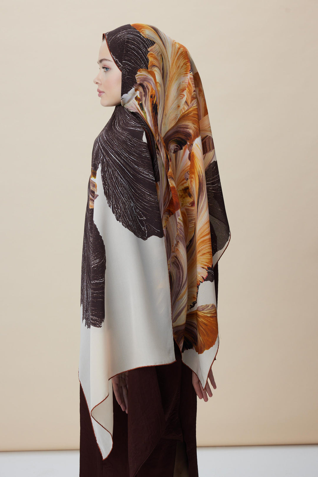 Maisa YAKAMOZ KREP İPEK ŞAL 70*190 CM - KAHVERENGİ
