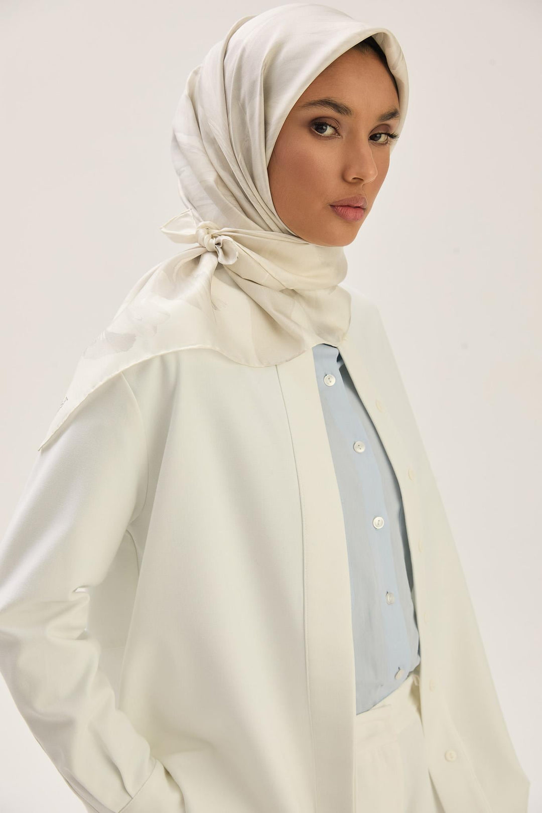 Maisa ZER TİVİL İPEK EŞARP 90*90 CM - EKRU