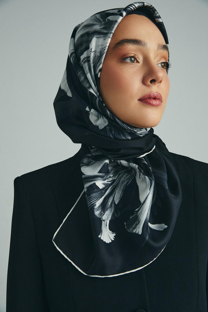 Maisa ZER TİVİL İPEK EŞARP 90*90 CM - SİYAH