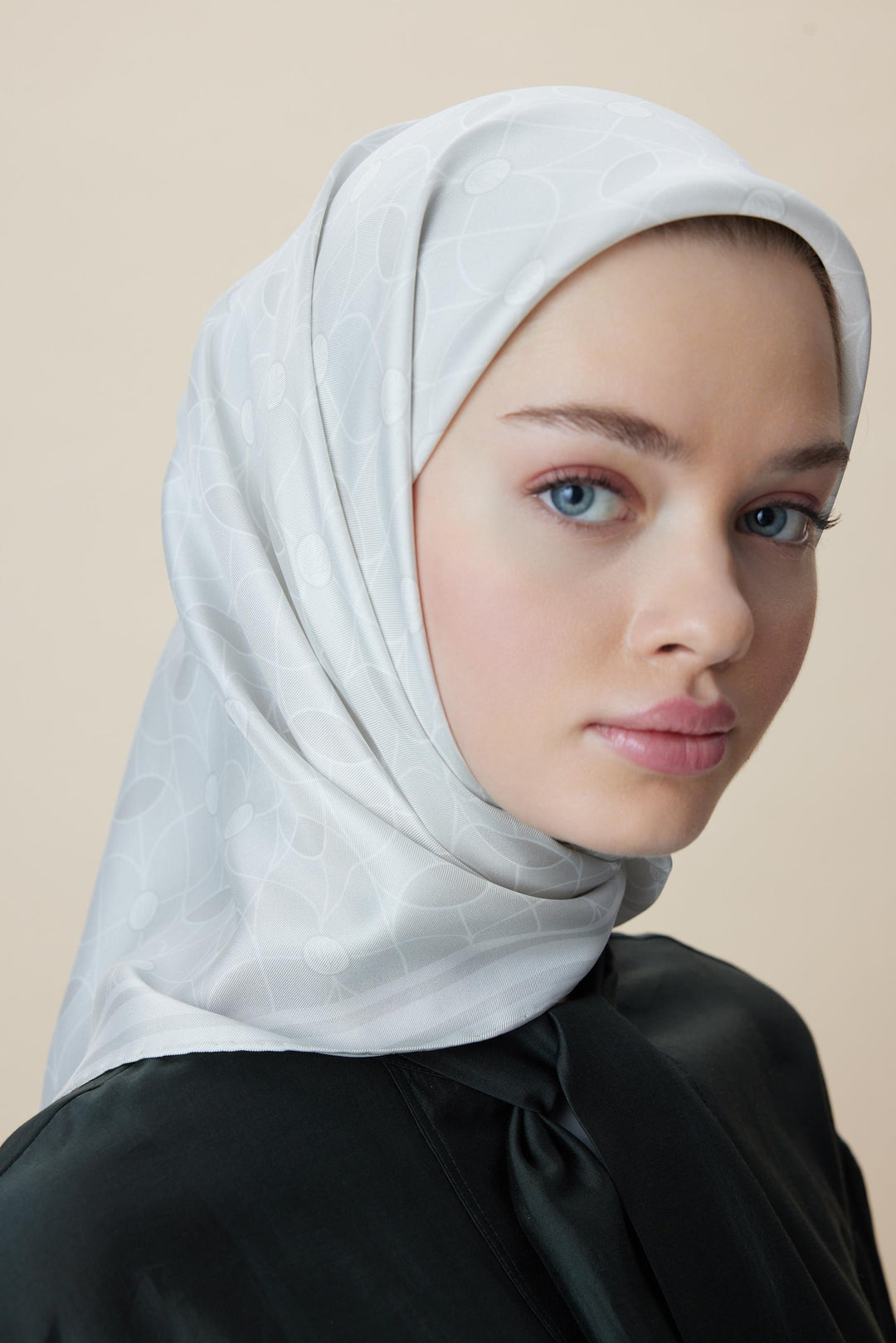 ZERRE TİVİL İPEK EŞARP 90*90 CM - İNCİ BEYAZI - Görsel 1