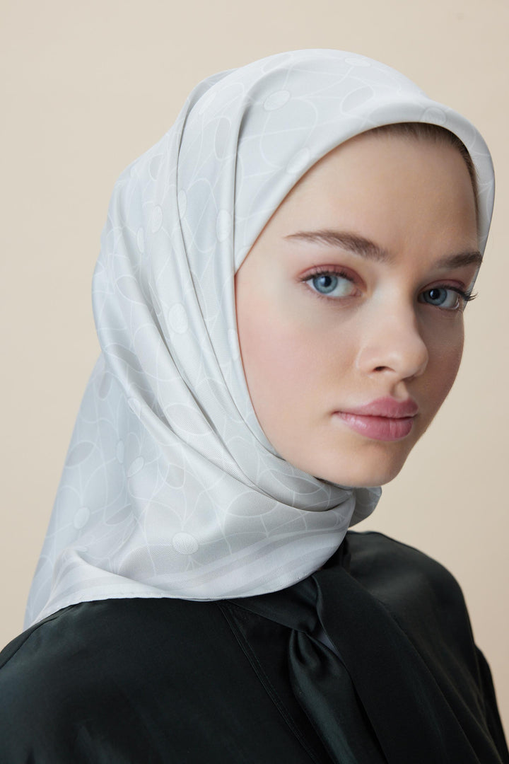 ZERRE TİVİL İPEK EŞARP 90*90 CM - İNCİ BEYAZI - Görsel 1