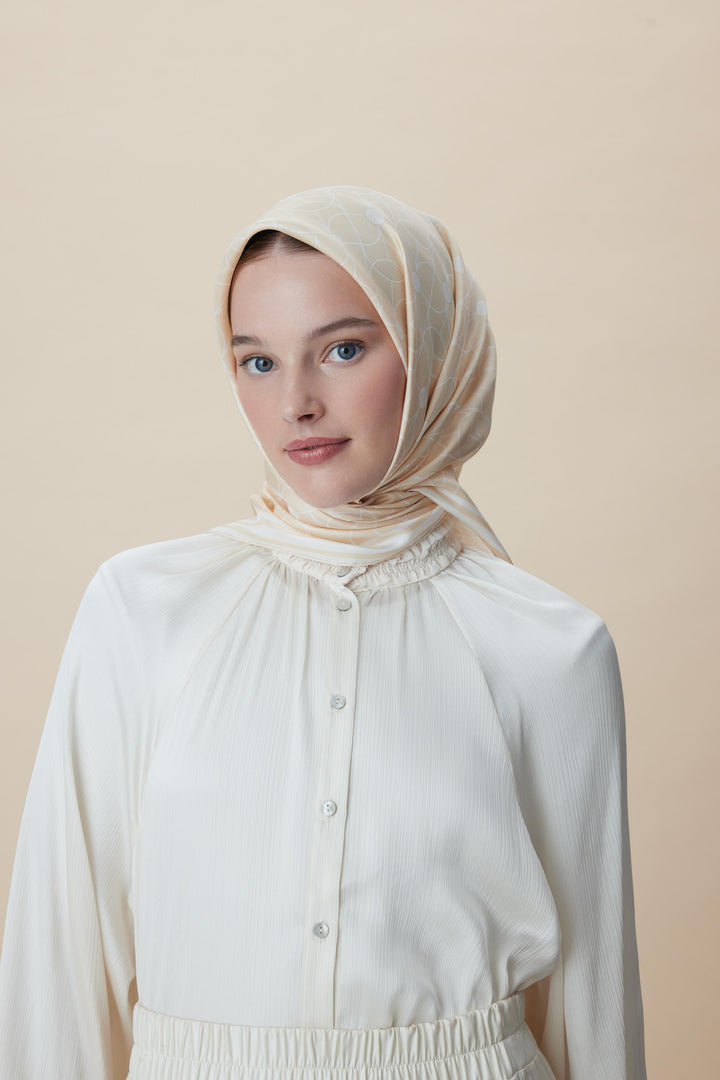 ZERRE TİVİL İPEK EŞARP 90*90 CM - KREM - Görsel 12