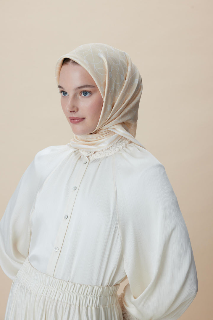 ZERRE TİVİL İPEK EŞARP 90*90 CM - KREM - Görsel 10