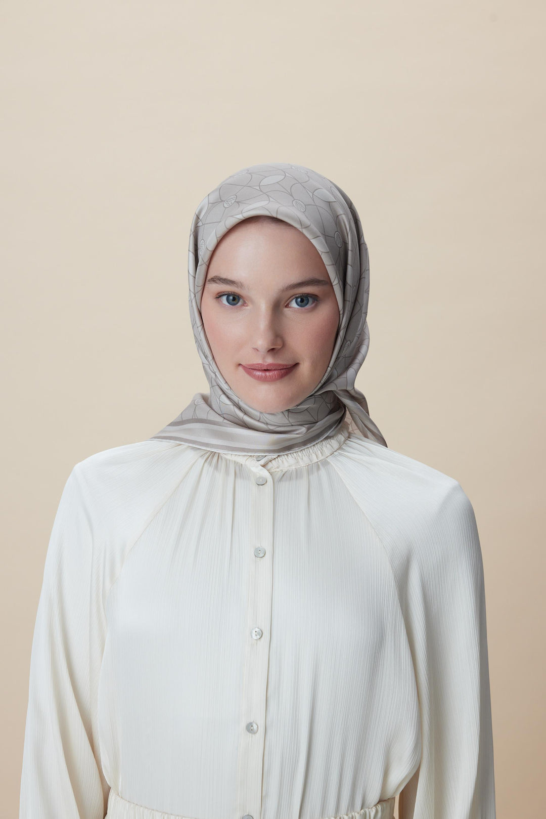 ZERRE TİVİL İPEK EŞARP 90*90 CM - VİZON - Görsel 10