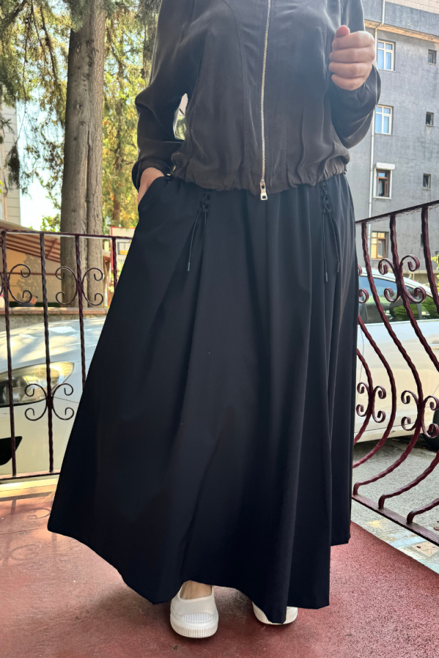 Ghisa Skirt Black 5KGSETK5266