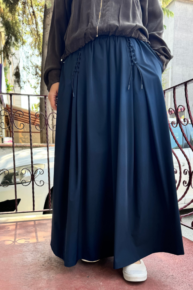 Ghisa Skirt Navy Blue 5KGSETK5266