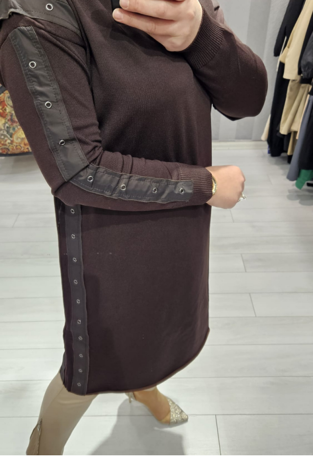 Misswhence Yanı ve Kolu Kuşgözlü Triko Tunik 34021