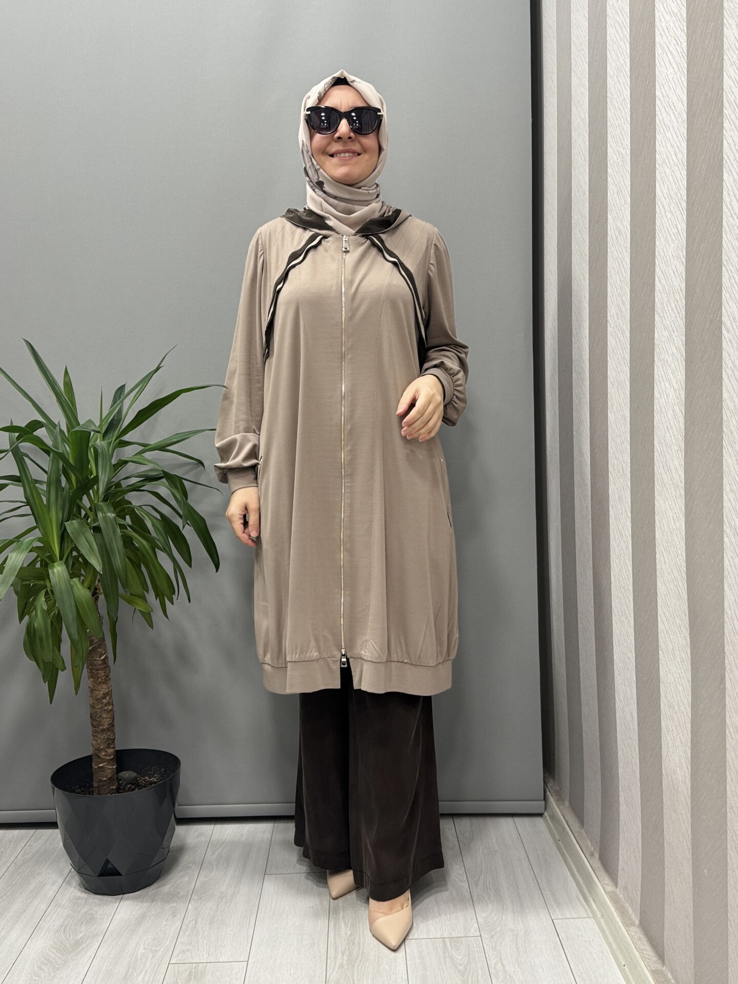 Misswhence Fermuarlı Kapüşonlu Penye Kap/Ceket Vizon 37415