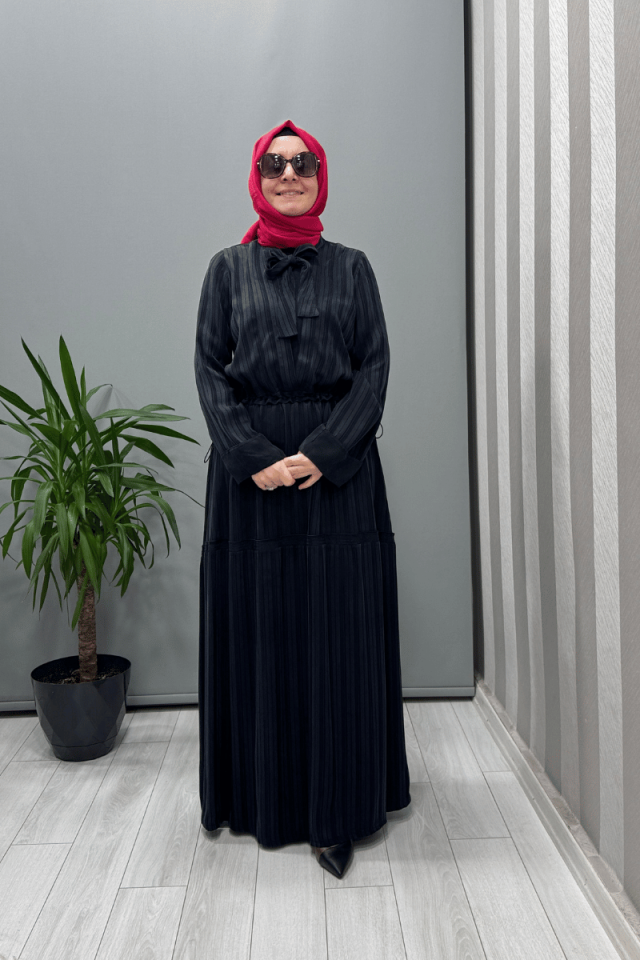 Misswhence Belden Büzgülü Çizgili Cupra İpek Elbise Siyah 37810