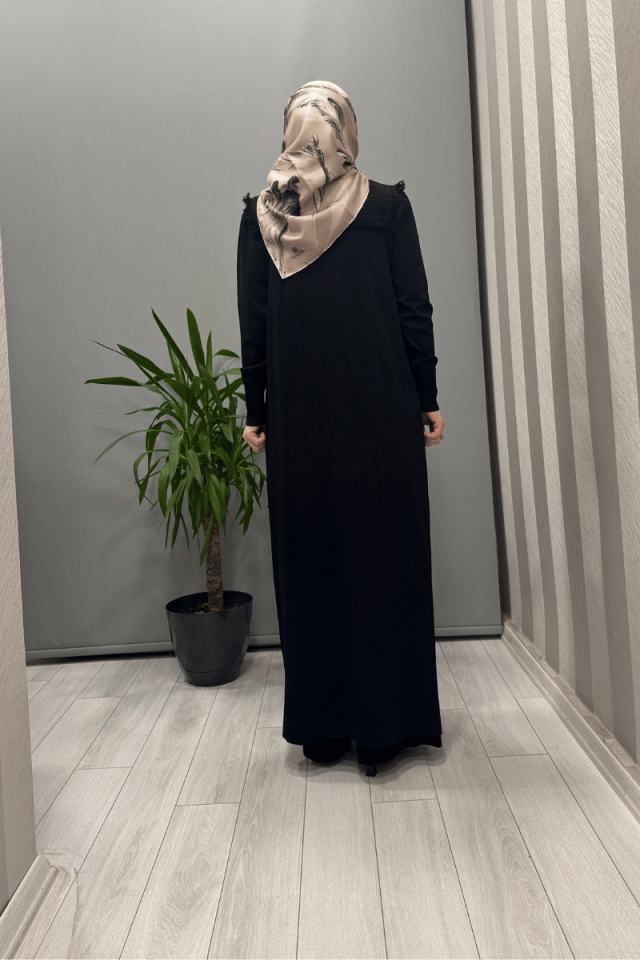 Miss Dalida Püskül ve DÜğme Detaylı Klasik Hırka Siyah T25Y-9016