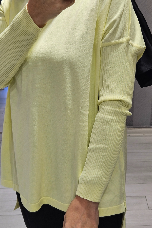 Invee Short Blouse 5879