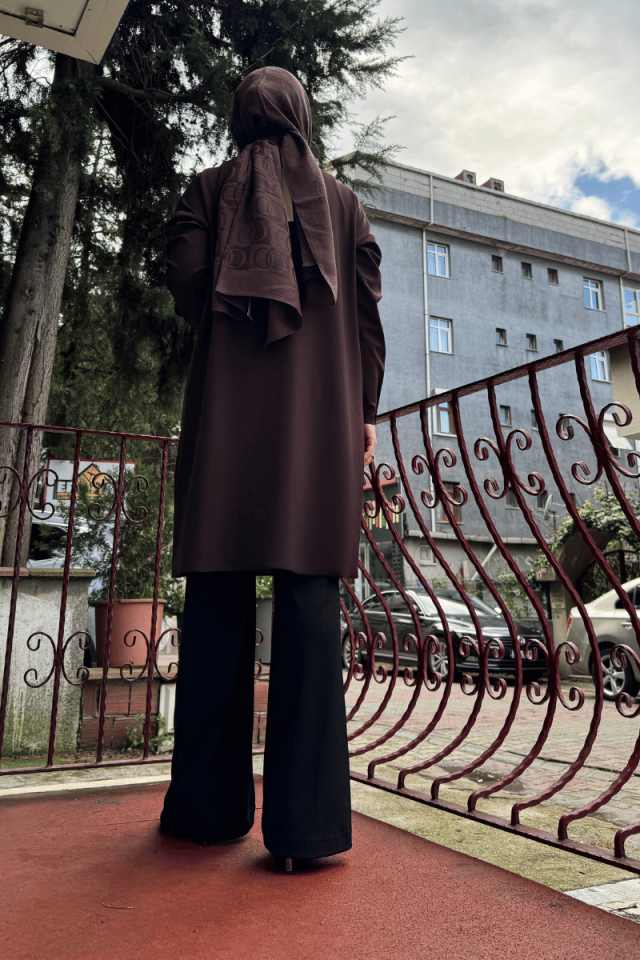Misswhence Triko Görünümlü Taş Baskılı Tunik Kahve 36012