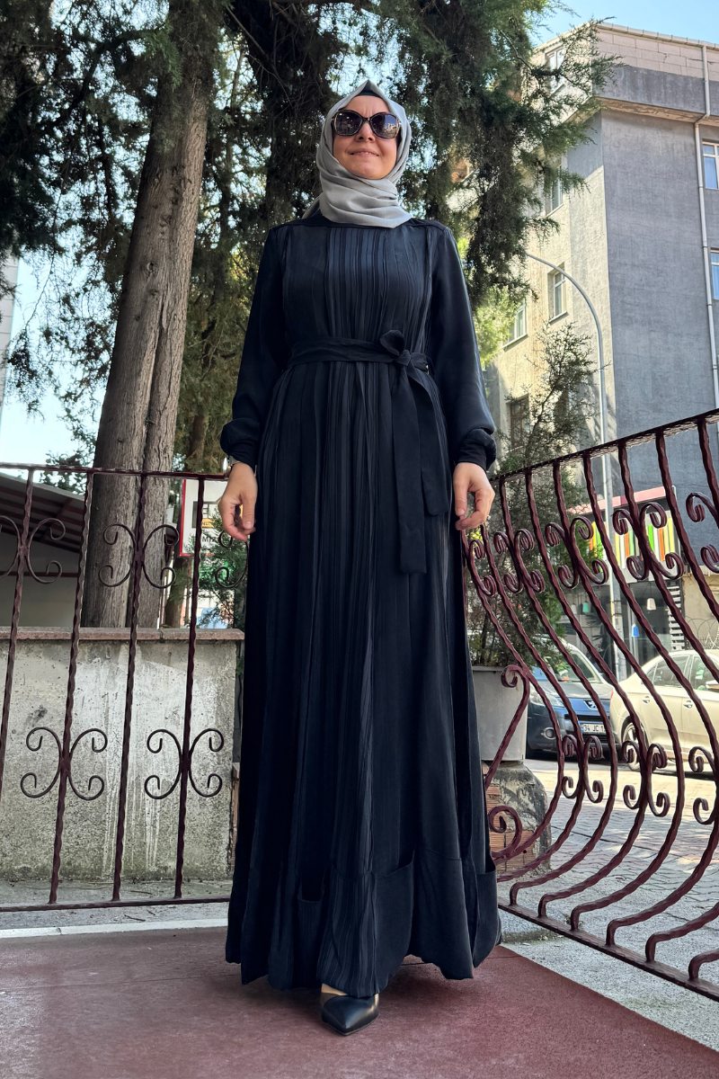MissWhence Etek Ucu Katlamalı Parçalı İpek Elbise Siyah 36820