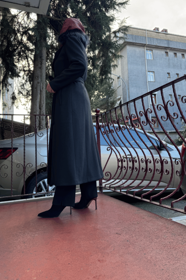 Ghisa Kürk Yaka Kaban Siyah 5KGSKBN6477