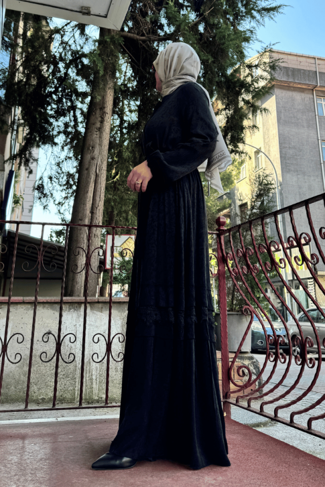 MissWhence Güpürlü İpek Pardesü Siyah 36528