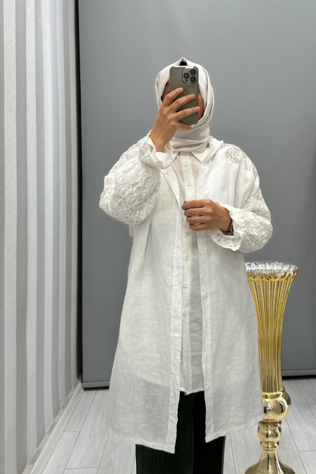 Dressing Room Lace and Stone Detailed Hooded Jacket White Y71882