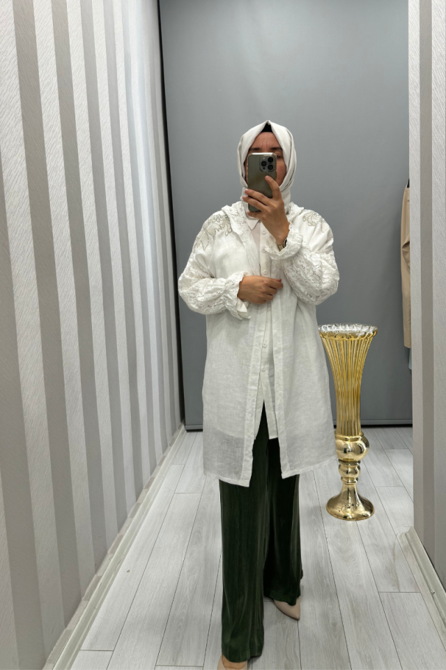 Dresssing Room Dantel ve Taş Detaylı Kapüşonlu Ceket Beyaz Y71882