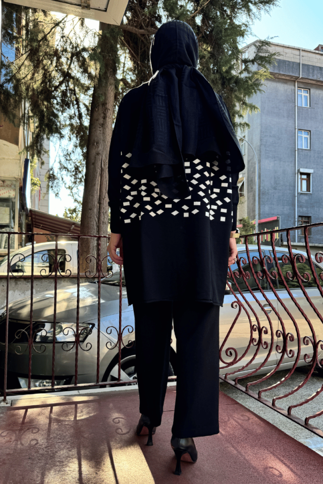 MissWhence Damalı Triko Tunik Ekru Miss242