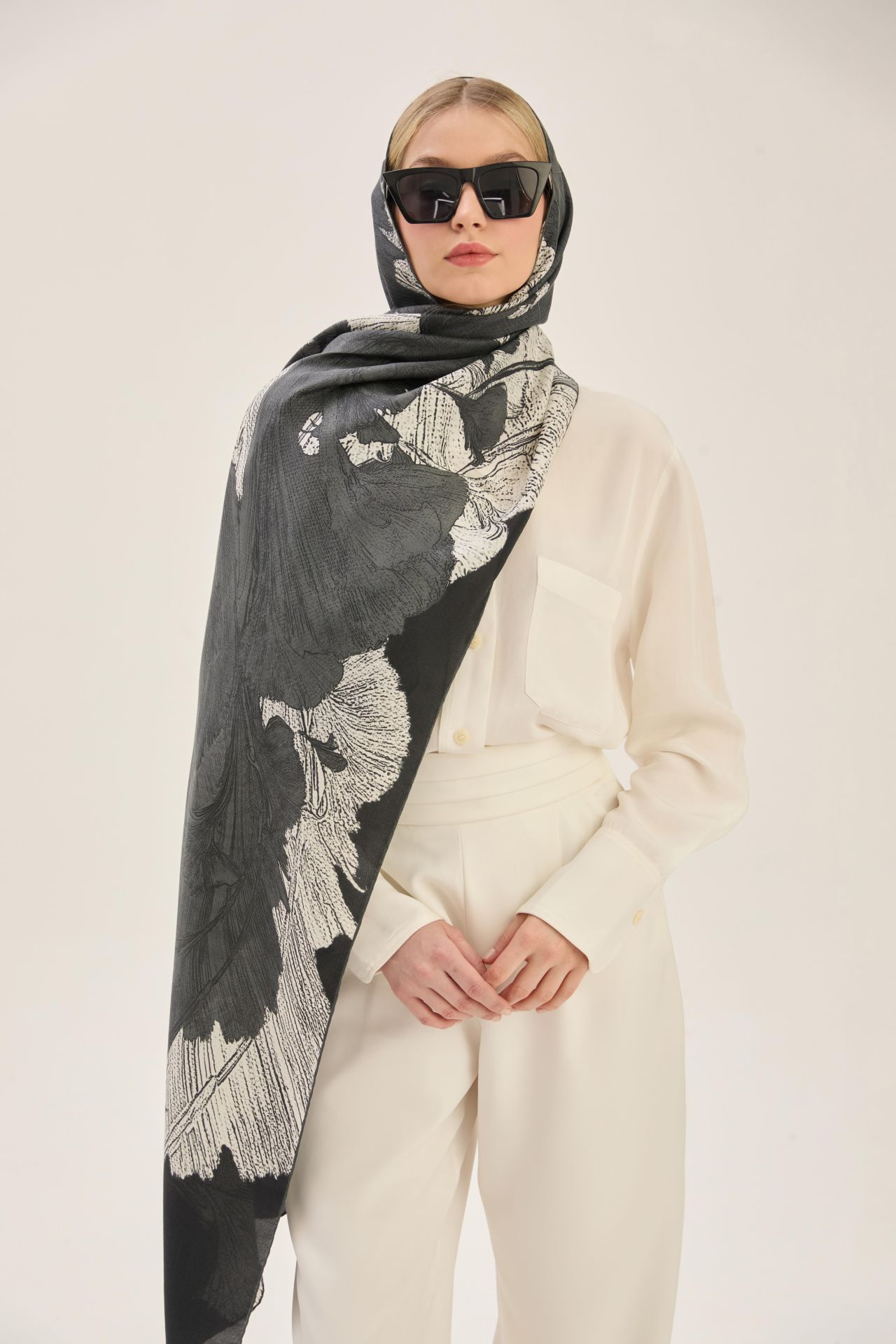 Maisa REŞHA PAMUK İPEK ŞAL 70*190 CM - SİYAH