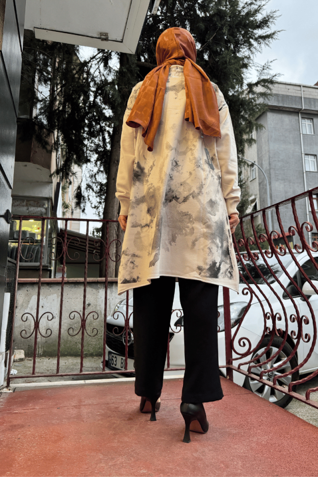 MissWhence Baskılı Triko Tunik Ekru 36021